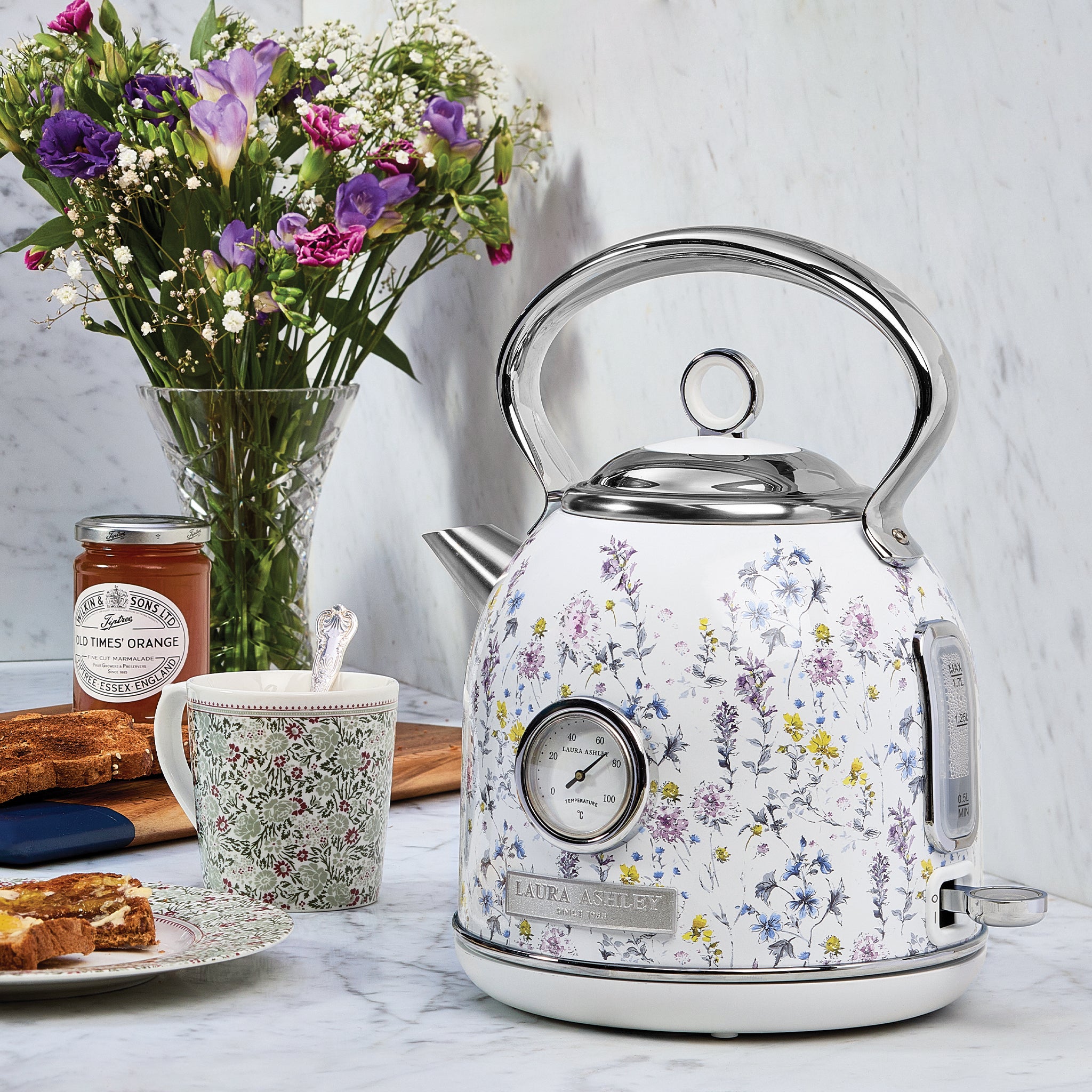 Laura Ashley - 1.7 Litre Dome Kettle