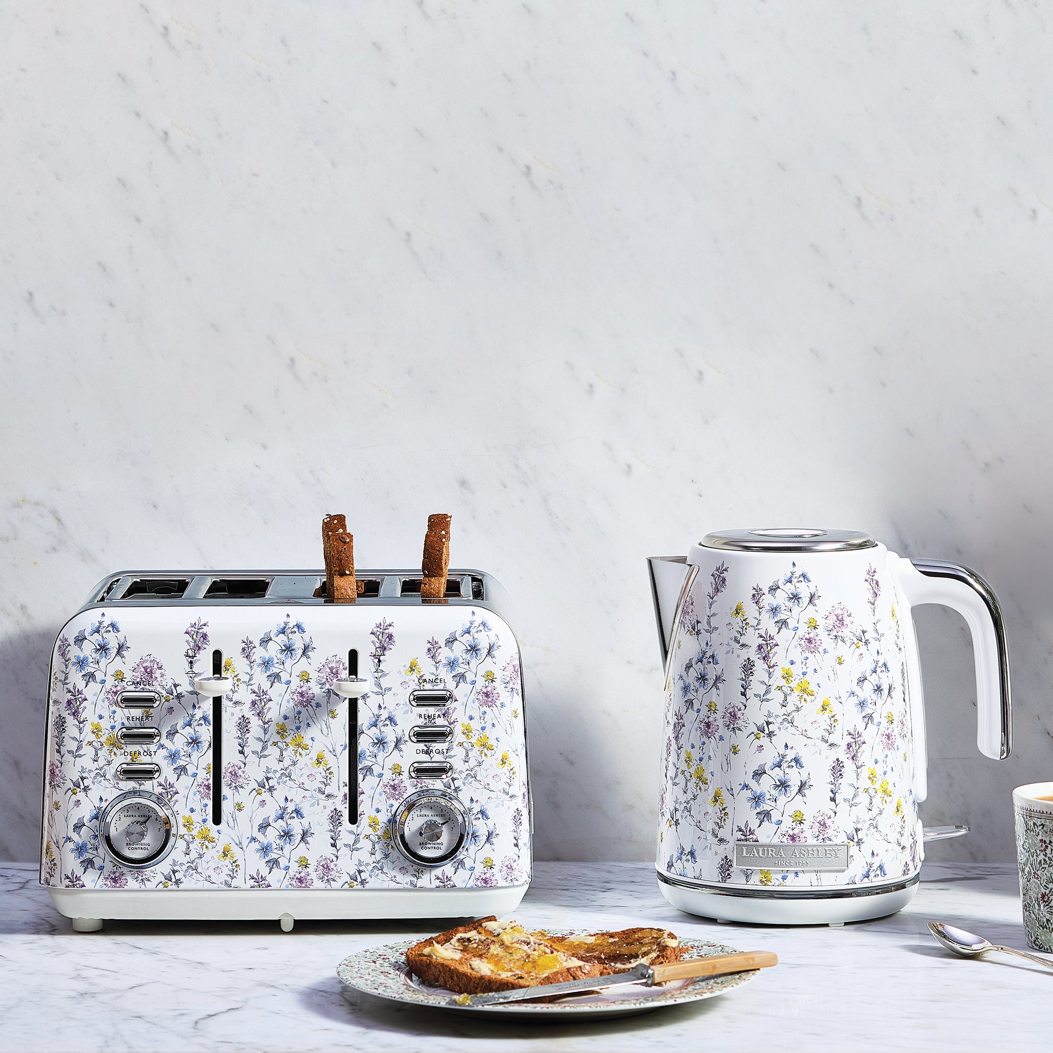 Laura Ashley - 4-Slice Toaster