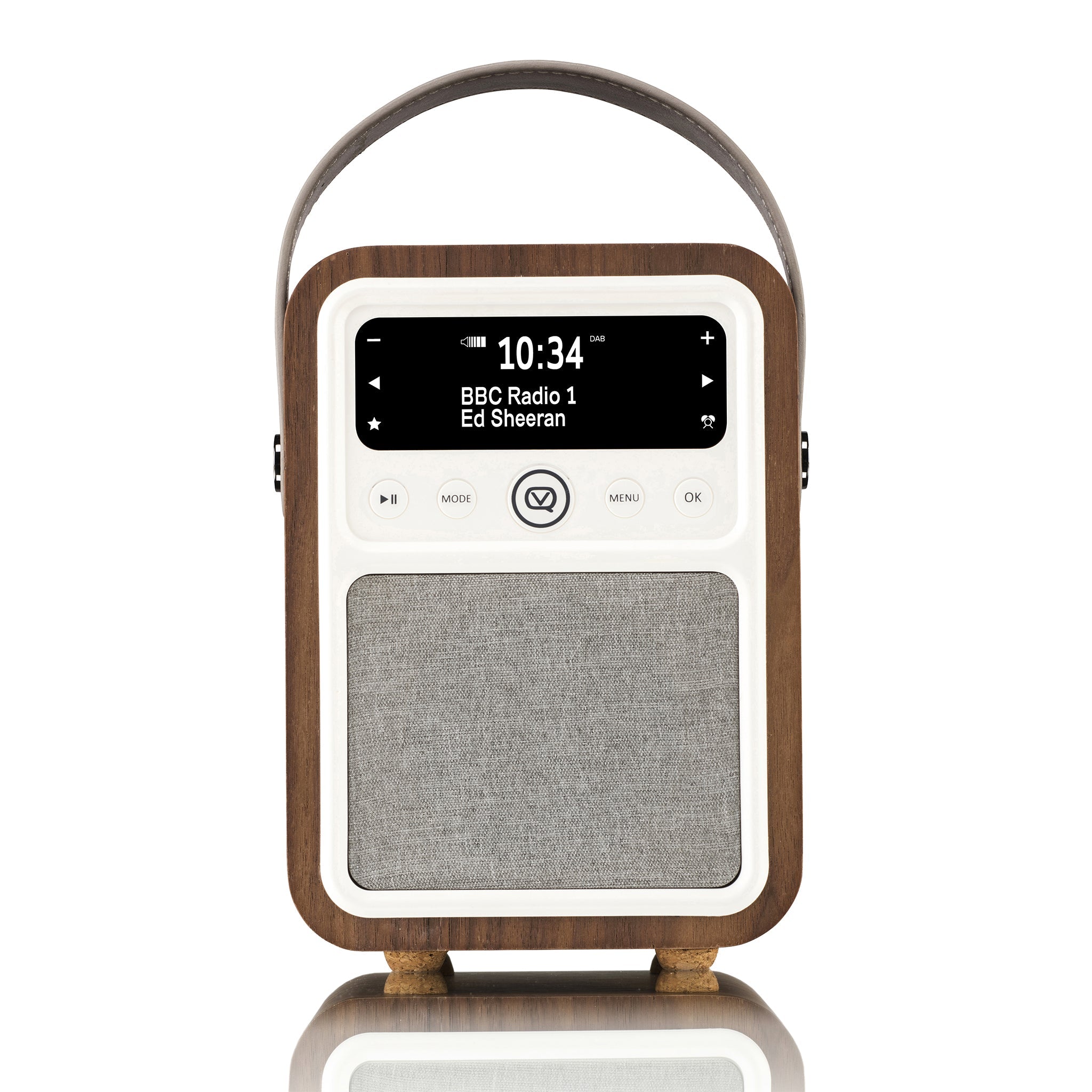 The MYVQ Monty is a beautifully modern styled DAB/DAB+ digital radio and Bluetooth speaker featuring a premium real wood case in a choice of finishes.